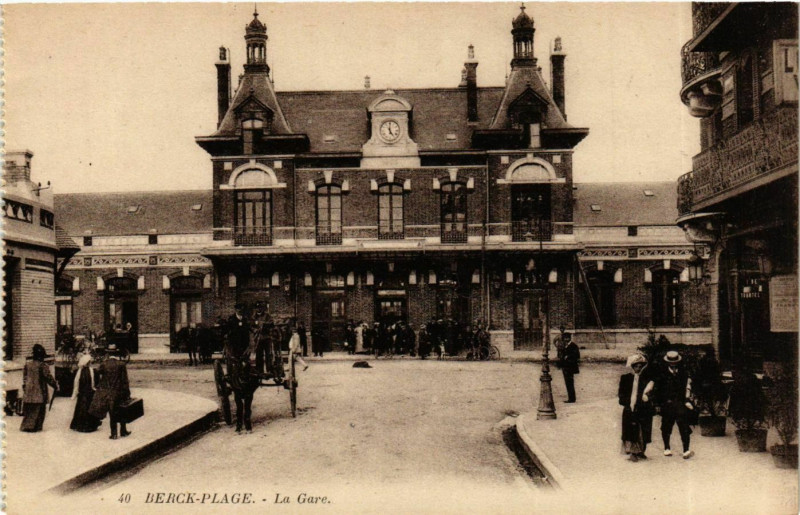 Carte postale ancienne Berck Plage- La Gare France à Berck