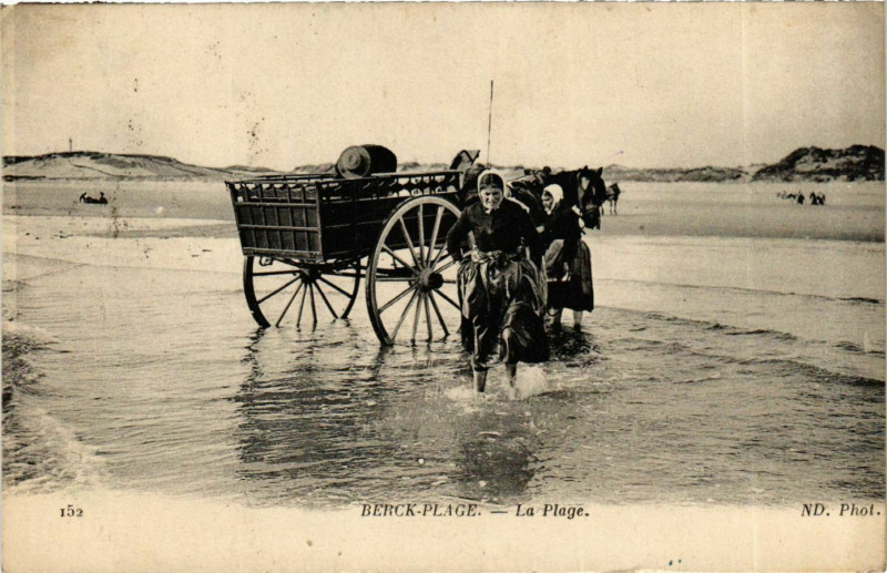 Carte postale ancienne Berck Plage- La Plage France à Berck