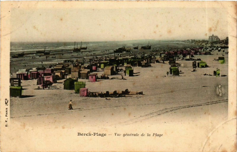 Carte postale ancienne Berck Plage- vue generale de la Plage France à Berck