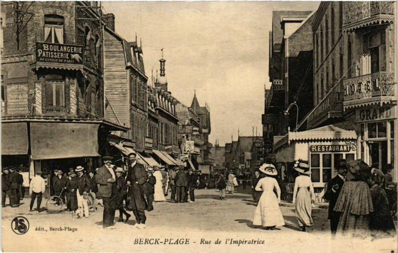 Carte postale ancienne Berck Plage- Rue de l'Imperatrice France à Berck