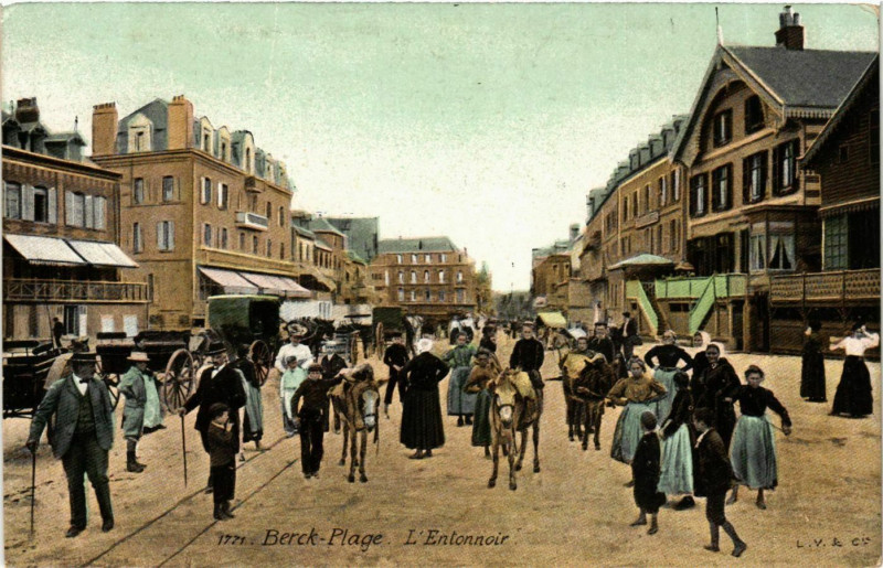 Carte postale ancienne Berck Plage- Entonnoir France à Berck