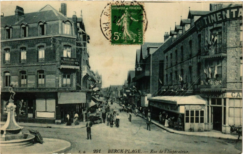 Carte postale ancienne Berck Plage- Rue de l'Imperatrice France à Berck