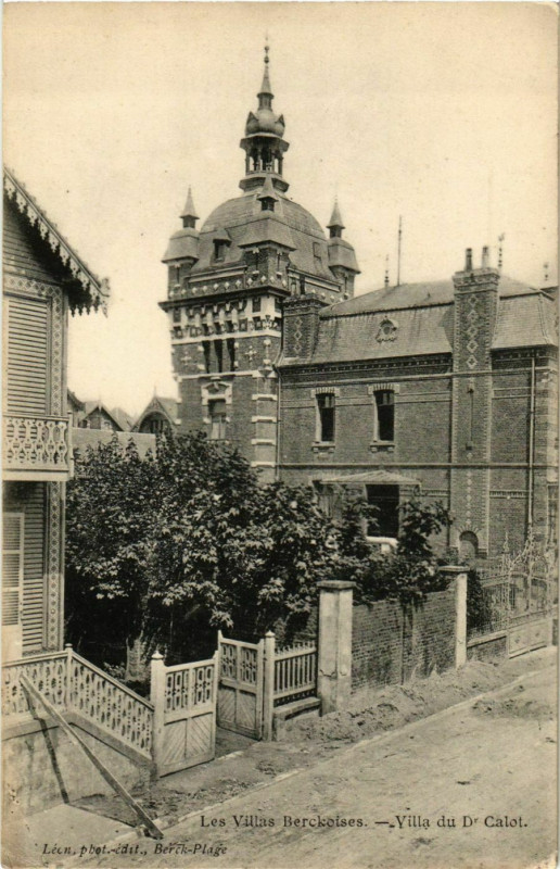 Carte postale ancienne Berck Plage- Villa du Dr. Calot France à Berck