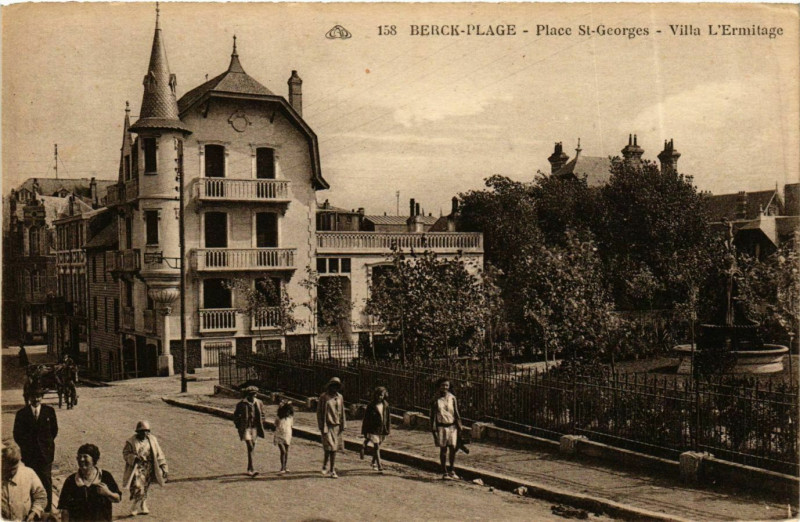 Carte postale ancienne Berck Plage- PlaceSaint-Georges, Villa l'Ermitage France à Berck