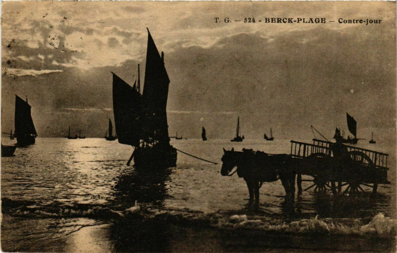 Carte postale ancienne Berck Plage- Contre jour France à Berck