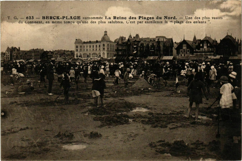 Carte postale ancienne Berck Plage- La Reine des Plages du Nord France à Berck