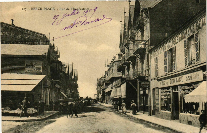 Carte postale ancienne Berck Plage- Rue de l'Imperatrice France à Berck