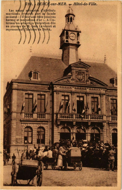 Carte postale ancienne Berck Plage- Hotel de Ville France à Berck