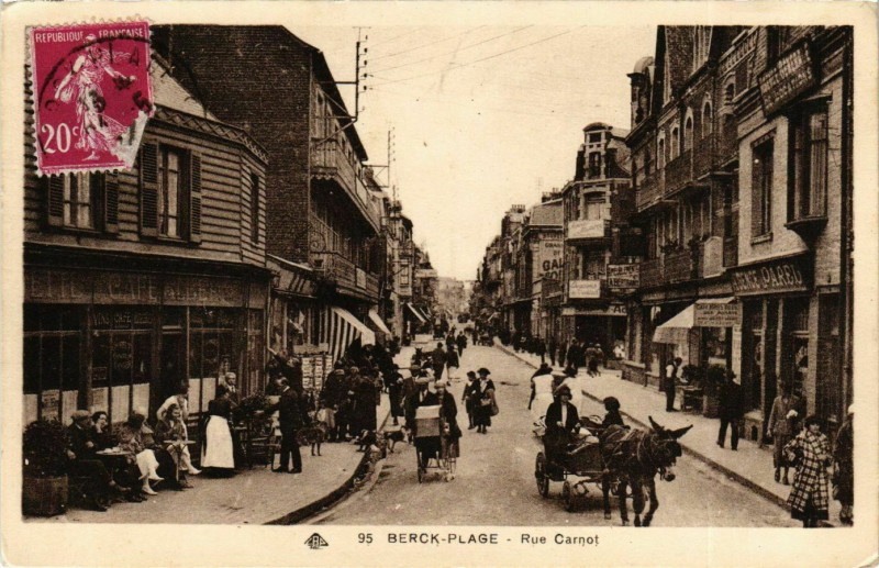 Carte postale ancienne Berck-Plage - Rue Carnot à Berck