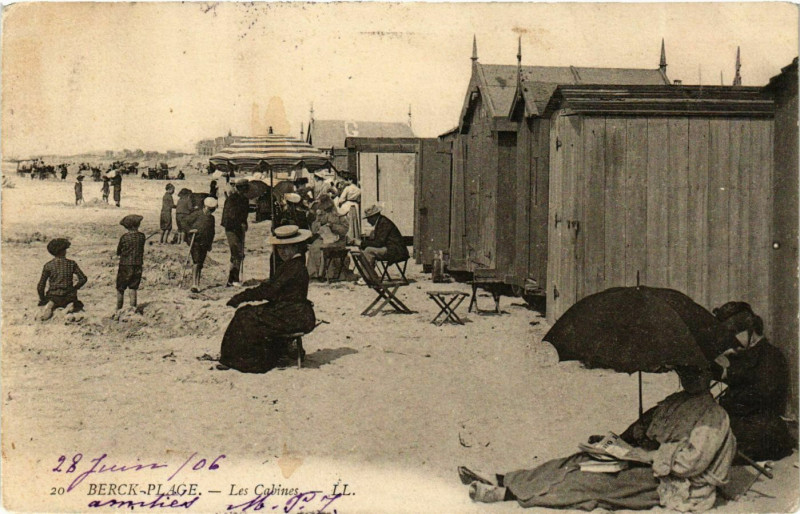 Carte postale ancienne Berck-Plage Les Cabinets à Berck