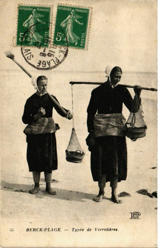 Carte postale ancienne Berck-Plage - Type de Verrotieres à Berck