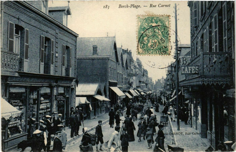 Carte postale ancienne Berck-Plage - Rue Carnot à Berck