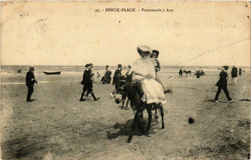 Carte postale ancienne Berck-Plage Promenade a Ane à Berck