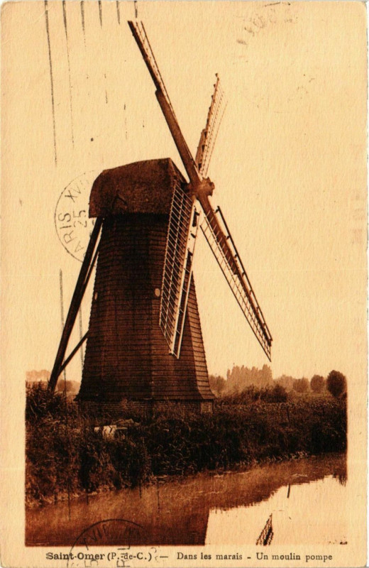 Carte postale ancienne Saint-Omer (P.-de-C.) - Dans les marais - Un moulin pompe à Saint-Omer