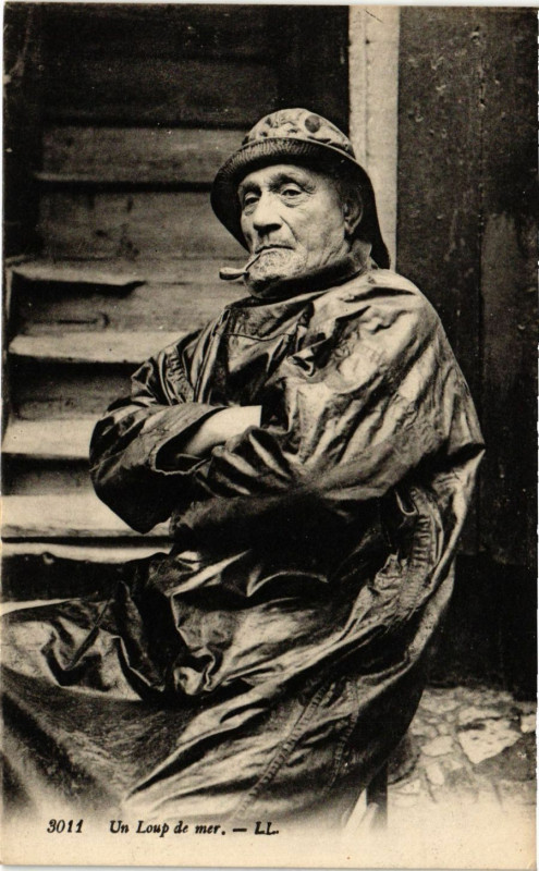 Carte postale ancienne Un Loup de mer