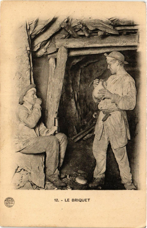 Carte postale ancienne Le Briquet