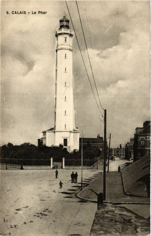 Carte postale ancienne Calais Le Phar à Calais