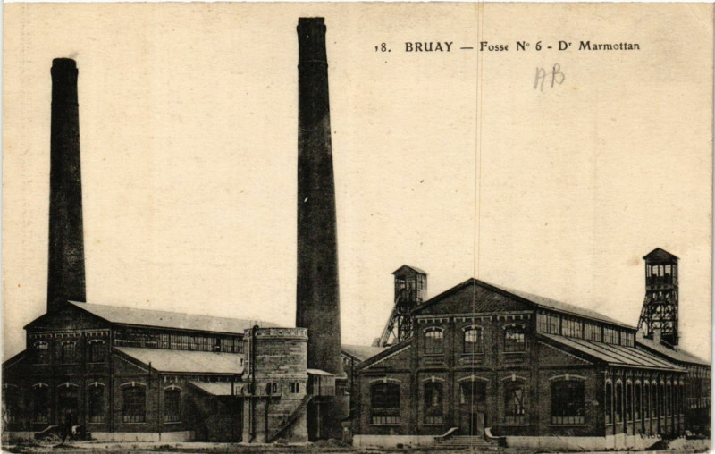 Carte postale ancienne Bruay Fosse No. 6-Dr Marmottan