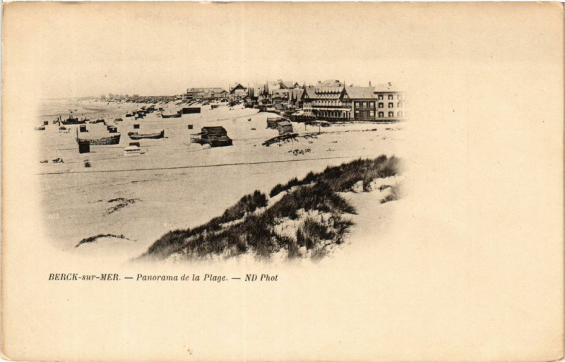 Carte postale ancienne Berck-sur-Mer Panorama de la Plage à Berck