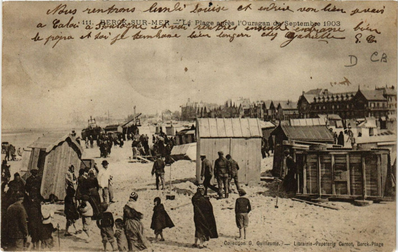 Carte postale ancienne Berck-sur-Mer La Plage aprés l'Ouragan à Berck