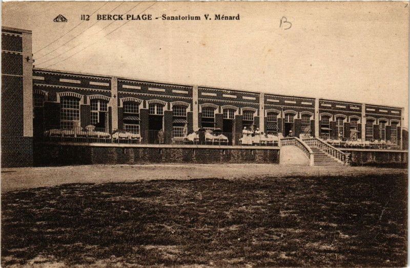 Carte postale ancienne Berck-Plage Sanatorium V. Ménard à Berck
