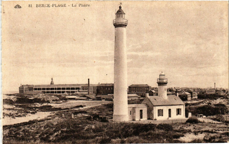 Carte postale ancienne Berck-Plage Le Phare à Berck