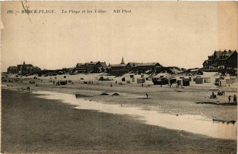 Carte postale ancienne Berck-Plage La Plage et les Villas à Berck
