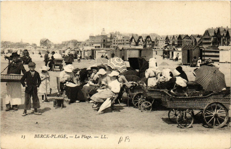 Carte postale ancienne Berck-Plage La Plage à Berck