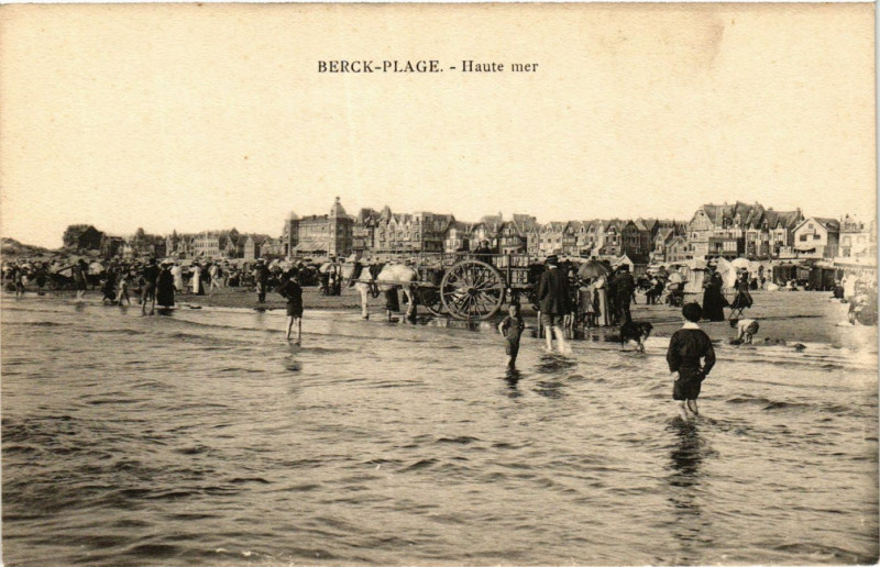 Carte postale ancienne Berck-Plage Haute mer à Berck