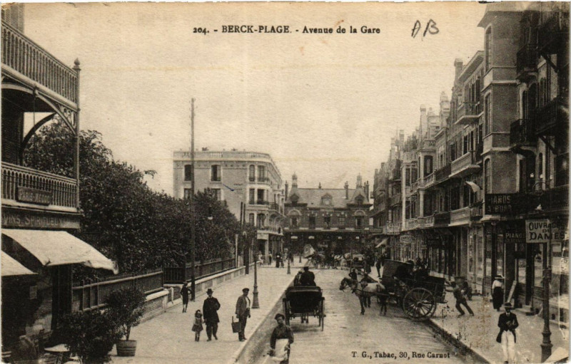 Carte postale ancienne Berck-Plage Avenue de la Gare à Berck