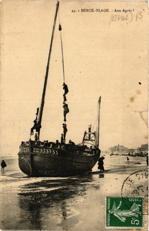 Carte postale ancienne Berck-Plage Aux Agrés! à Berck