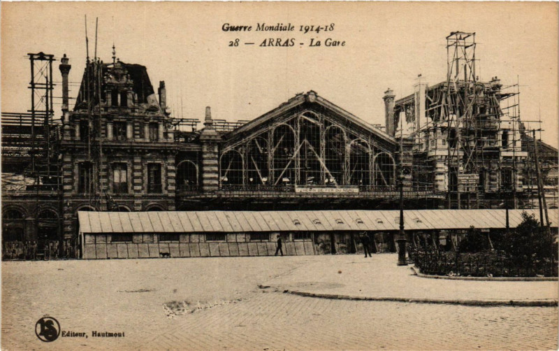 Carte postale ancienne Arras La Gare à Arras