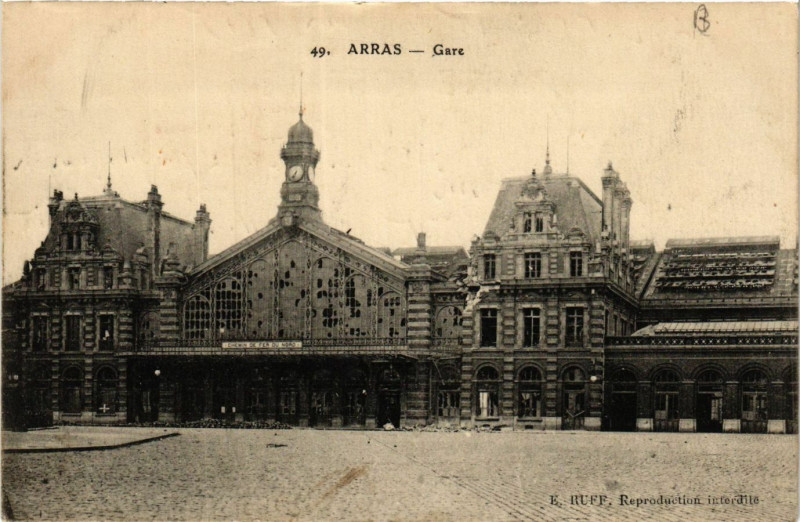 Carte postale ancienne Arras Gare à Arras