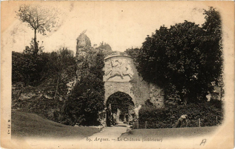 Carte postale ancienne Arques Le Chateau à Arques