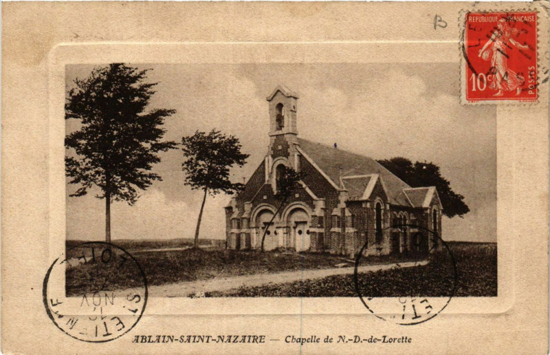Carte postale ancienne Ablain-Saint-Nazaire Chapelle de Notre Dame de Lorette à Ablain-Saint-Nazaire