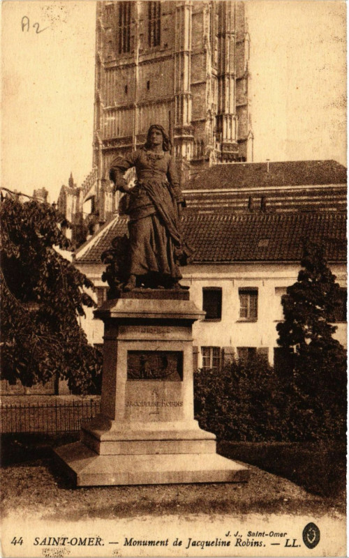 Carte postale ancienne Saint-Omer Monument de Jacqueline Robins à Saint-Omer