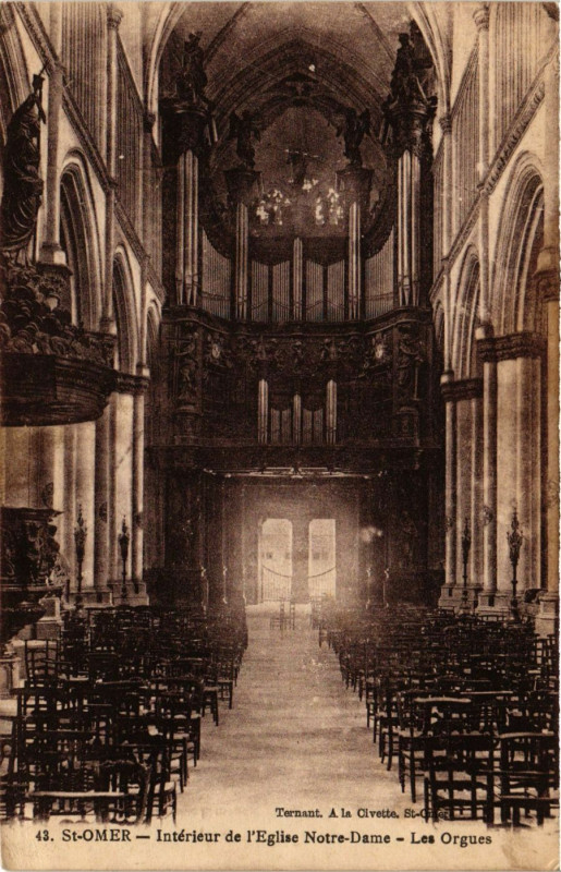 Carte postale ancienne Saint-Omer Interieur de l'Eglise Notre-Dame - Les Orgues à Saint-Omer