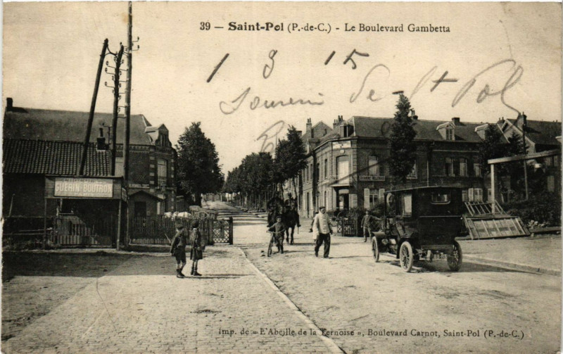 Carte postale ancienne Saint-Pol Le Boulevard Gambetta