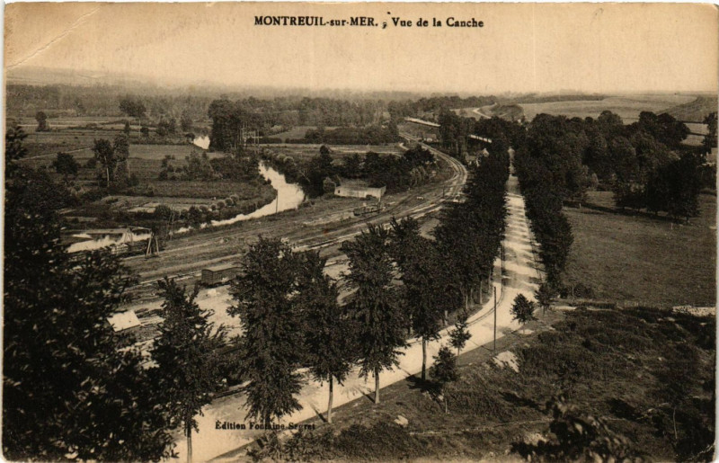 Carte postale ancienne Montreuil-sur-Mer Vue de la Canche à Montreuil