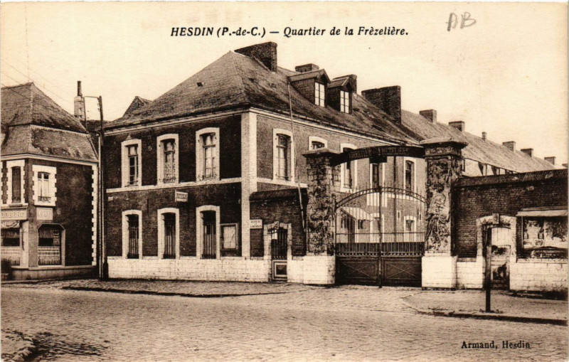 Carte postale ancienne Hesdin Quartier de la Frezeliere à Hesdin