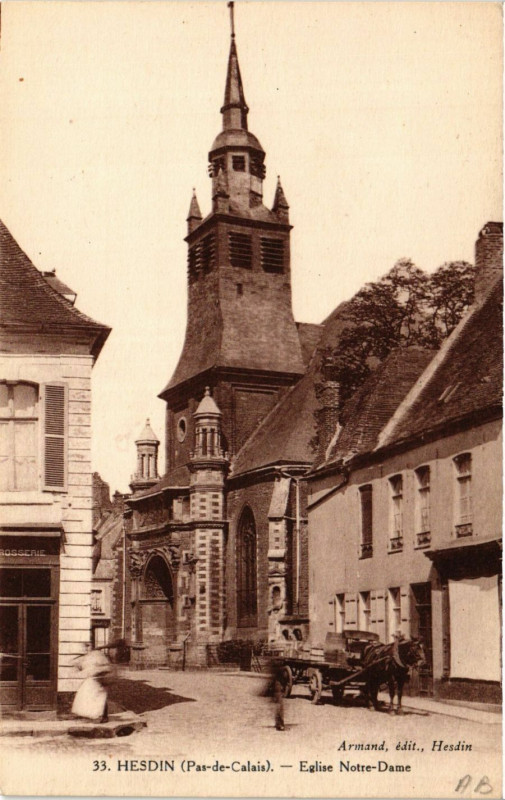 Carte postale ancienne Hesdin Eglise Notre-Dame à Hesdin