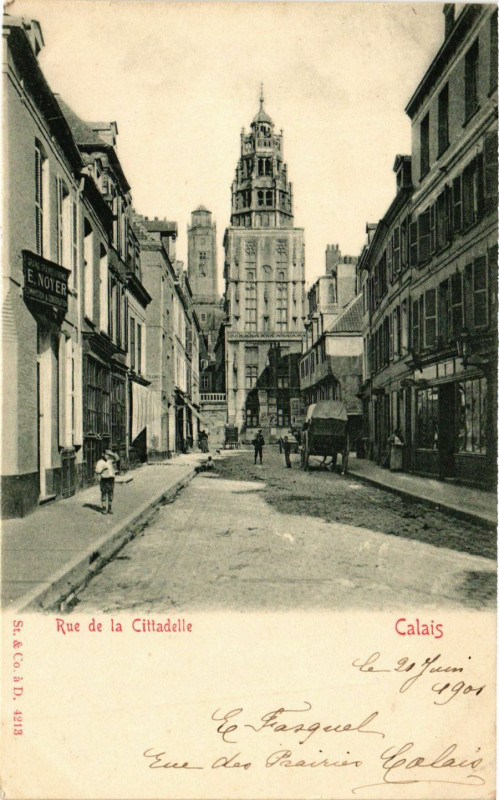 Carte postale ancienne Calais Rue de la Citadelle à Calais