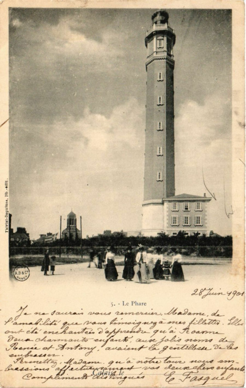 Carte postale ancienne Calais Le Phare à Calais