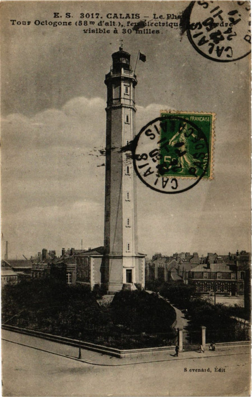 Carte postale ancienne Calais Le Phare à Calais