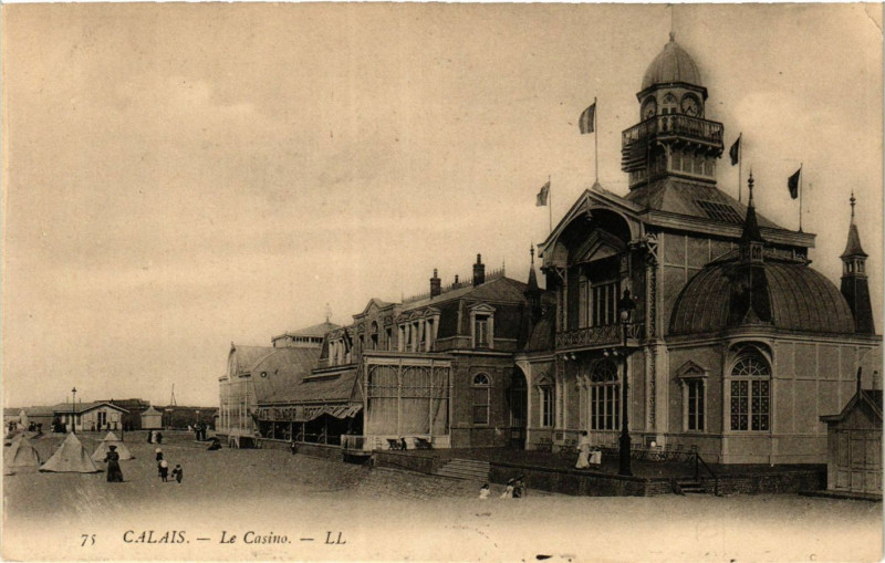 Carte postale ancienne Calais Le Casino à Calais