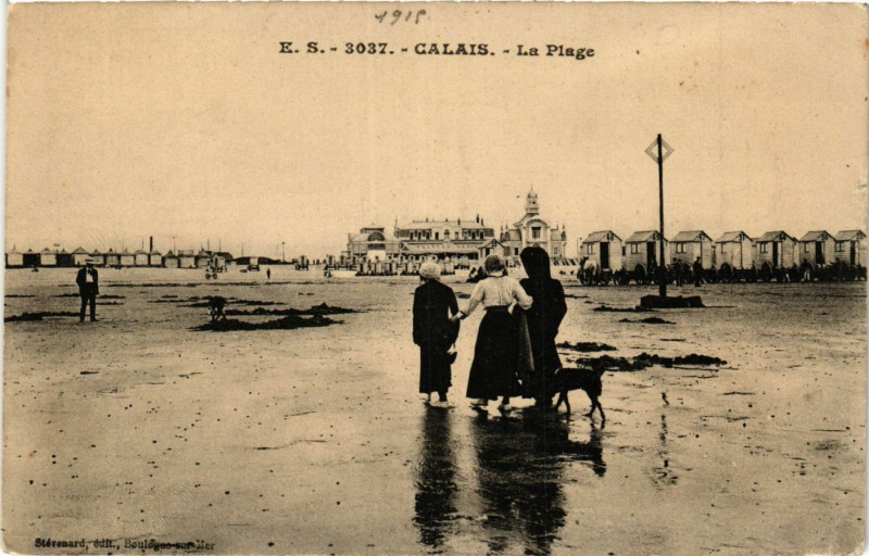 Carte postale ancienne Calais La Plage à Calais