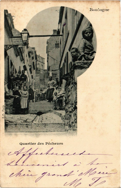 Carte postale ancienne Boulogne-sur-Mer Quartier des Pecheurs à Boulogne-sur-Mer