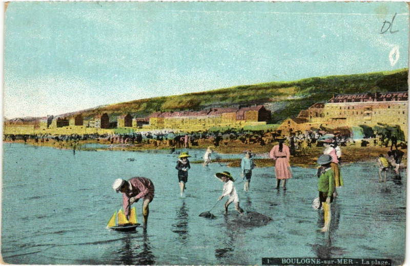 Carte postale ancienne 1 Boulogne-sur-Mer La Plage à Boulogne-sur-Mer