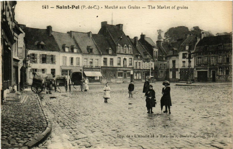 Carte postale ancienne Saint-Pol Marché aux Grains
