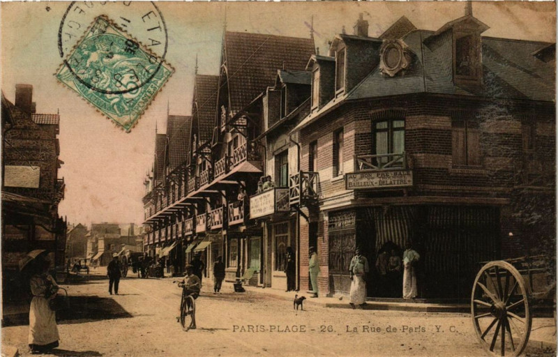 Carte postale ancienne Paris-Plage La rue de Paris
